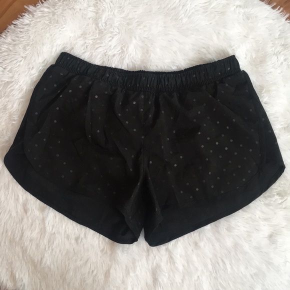 Old Navy Pants - Old Navy Semi-Fitted Run Shorts Black Polka Dots S